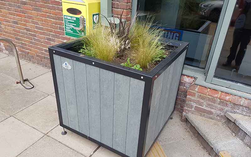 SuDS Planter Commercial Surrey CC